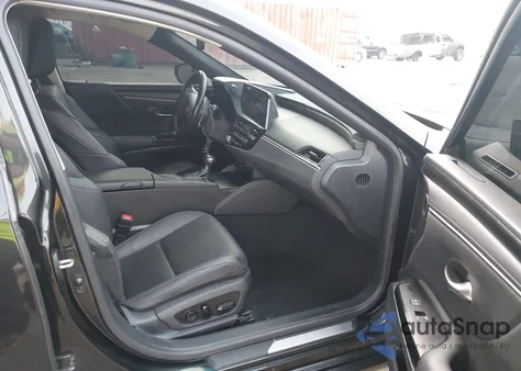 2022 Lexus Es from USA, damaged, VIN 58ADA1C16NU024218